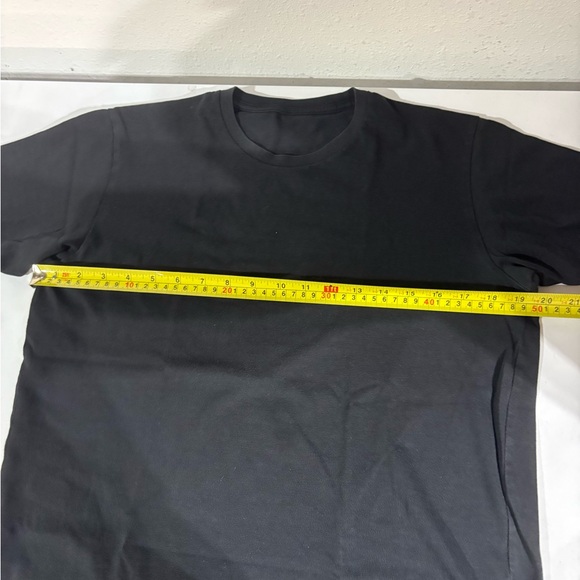 Uniqlo Black Shirt Size Small - Picture 2 of 5